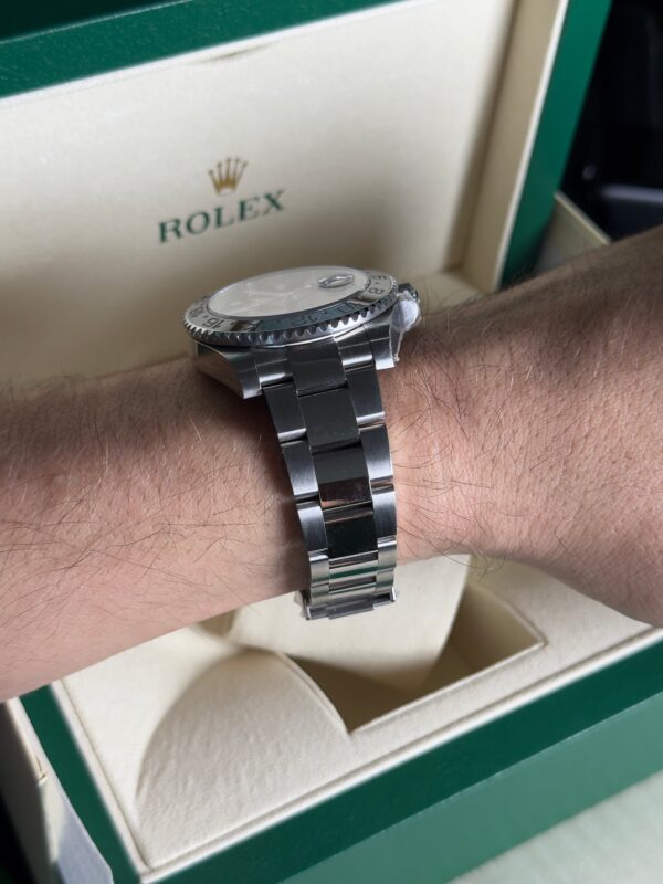 GMT‑ MASTER II BRUCE WAYNE SUIZO - OYSTER