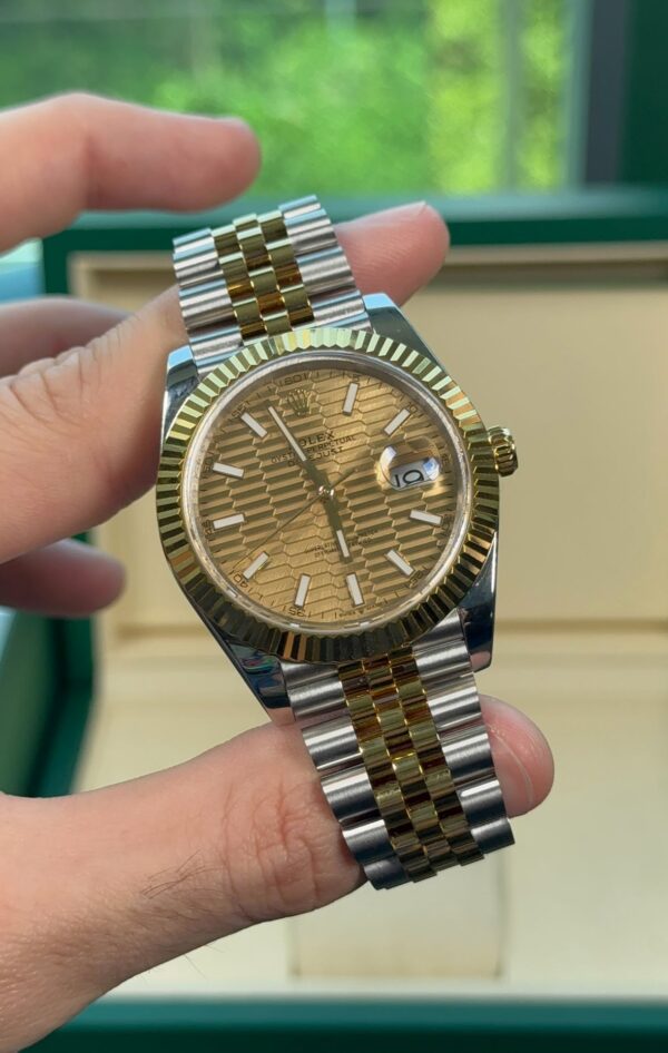 ROLEX DATEJUST 40MM SUIZO