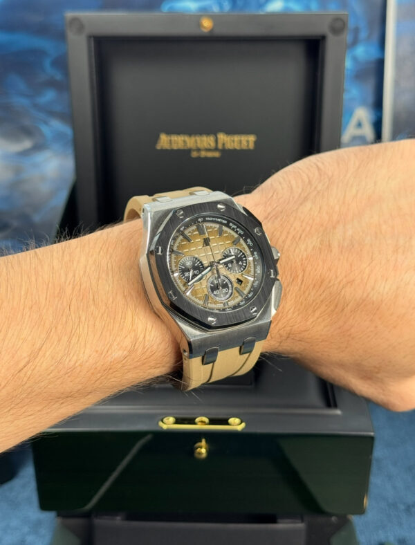AUDEMARS PIGUET ROYAL OAK OFFSHORE CRONÓGRAFO SUIZO - CAFÉ CLARO