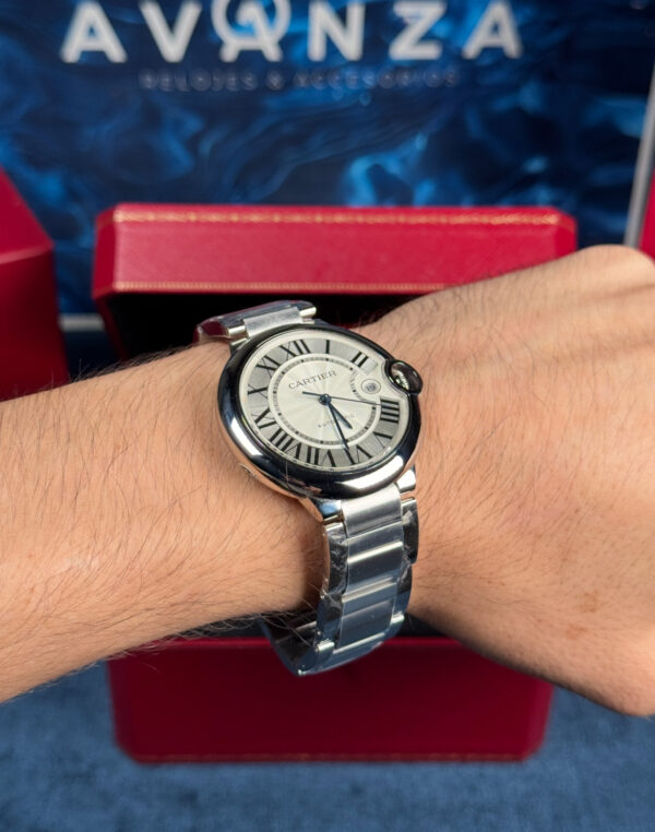 CARTIER BALLON BLEU SUIZO DOBLE EXTENSIBLE - FONDO BLANCO