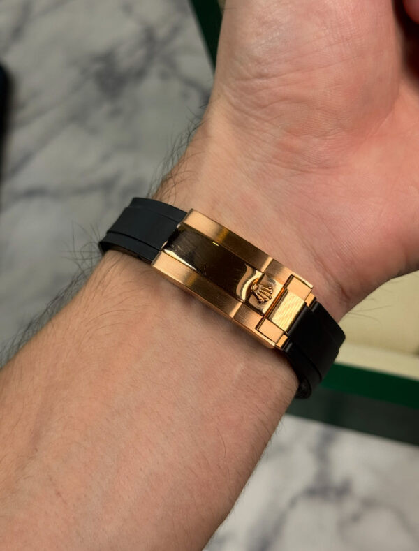 ROLEX SKY-DWELLER CAUCHO - MARRÓN