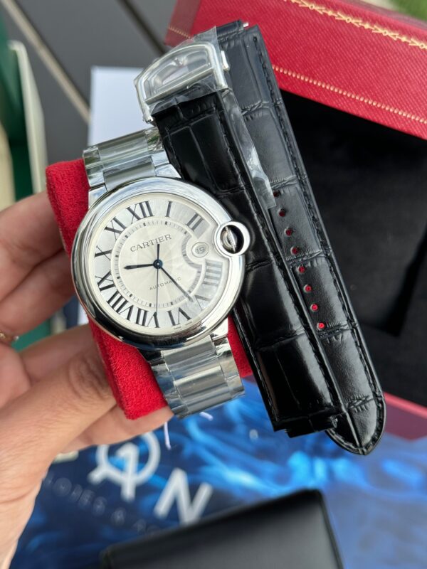 CARTIER BALLON BLEU SUIZO DOBLE EXTENSIBLE - FONDO BLANCO
