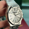 AUDEMARS PIGUET ROYAL OAK SUIZO - FONDO BLANCO
