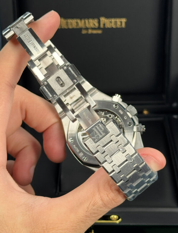 AUDEMARS PIGUET ROYAL OAK CRONÓGRAFO SUIZO - FONDO BLANCO