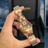 AUDEMARS PIGUET ROYAL OAK SUIZO - ROSE GOLD FONDO AZUL