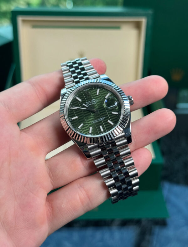 ROLEX DATEJUST 40MM SUIZO - FONDO VERDE