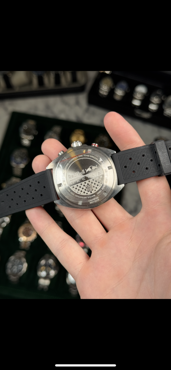9F64E0DA-64B8-45D6-BBCA-3E3D37549B4E.png TAG HEUER FORMULA 1 CRONÓGRAFO RED BULL RACING - NEGRO
