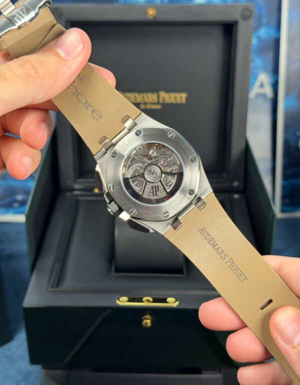 AUDEMARS PIGUET ROYAL OAK OFFSHORE CRONÓGRAFO SUIZO - CAFÉ CLARO