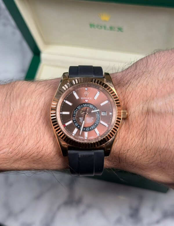 ROLEX SKY-DWELLER CAUCHO - MARRÓN