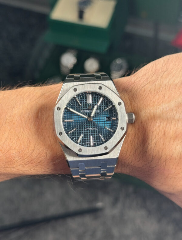 AUDEMARS PIGUET ROYAL OAK - FONDO AZUL