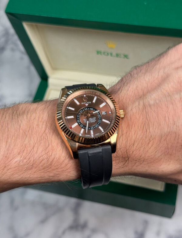 ROLEX SKY-DWELLER CAUCHO - MARRÓN