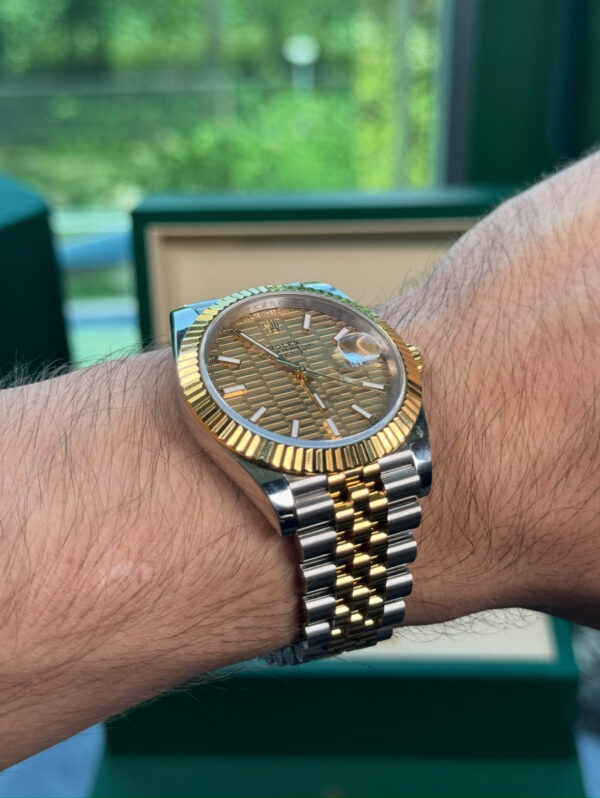 ROLEX DATEJUST 40MM SUIZO