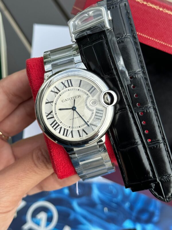 CARTIER BALLON BLEU SUIZO DOBLE EXTENSIBLE - FONDO BLANCO
