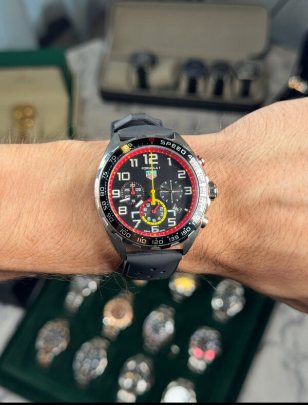 F84CFE74-0793-4158-9981-9AF705006044.jpg TAG HEUER FORMULA 1 CRONÓGRAFO RED BULL RACING - NEGRO